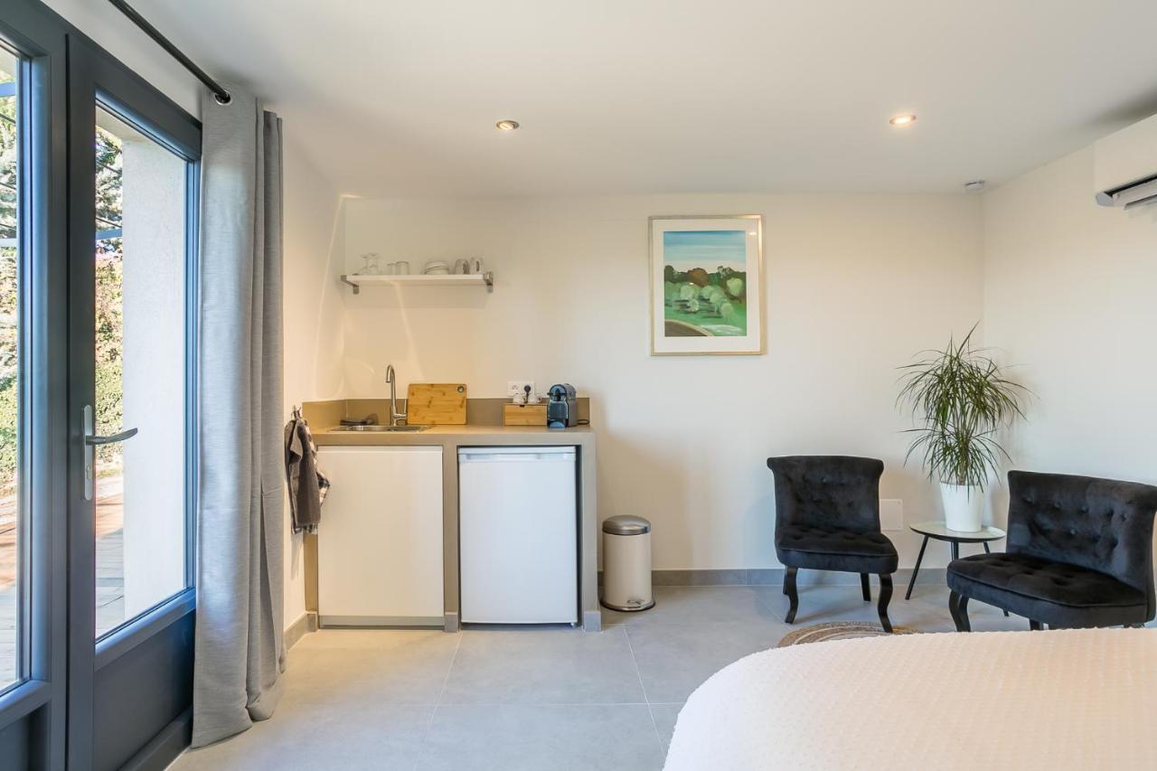 Villa Domitia Chambre D'Hotes Luberon 보니유 외부 사진