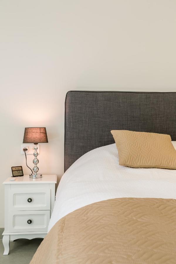 Villa Domitia Chambre D'Hotes Luberon 보니유 외부 사진